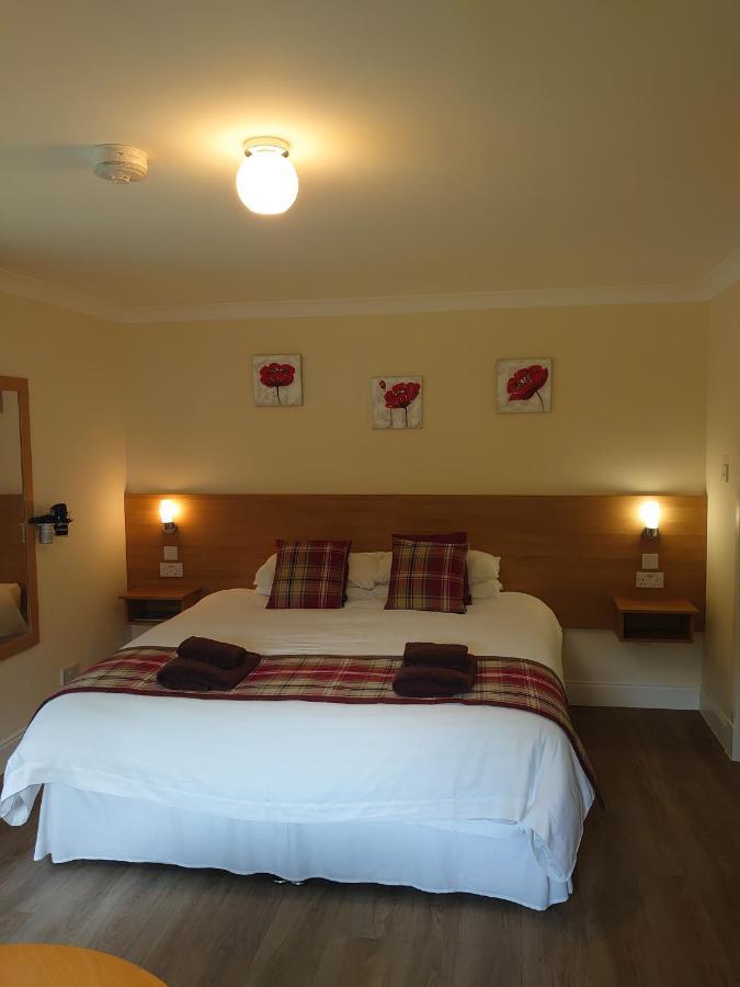 Bracarina House Bed & Breakfast & Caledonian Studio Invermoriston Exterior photo